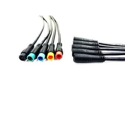 Mini utilisation électrique imperméable de câble de serrure de poussée de PVC du connecteur IP65 M8 de Y
