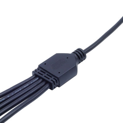 Connecteur de type Y noir IP67 étanche à l'eau 8A pour les applications de 250 V