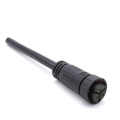 Chine usine PVC Nylon IP68 connecteurs imperméables à l'eau M20 3+3 3+2 Noyaux vert éclairage prise imperméable à l'eau